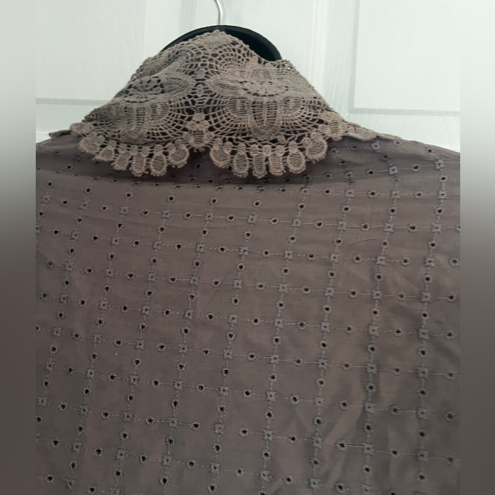 Paparazzi Lace Trimmed taupe gray Cape cardigan cover size M - Picture 14 of 16